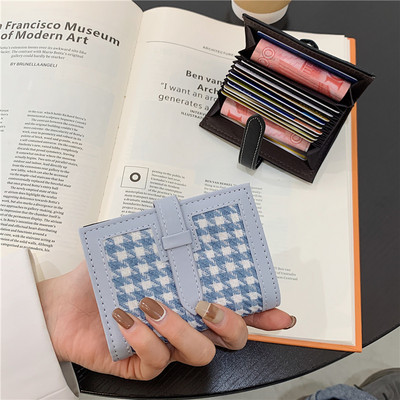 Portofel mic de dama cu inchizator