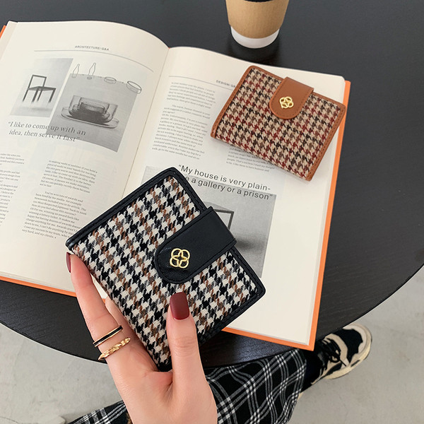 Naiste värviline metallist elemendiga rahakott