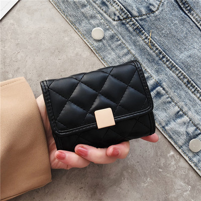 Naiste nahast rahakott lukuga