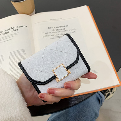 Portofel de dama modern din piele cu catarama