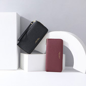 Κομψό γυναικείο πορτοφόλι με φερμουάρ και αφαιρούμενη λαβή