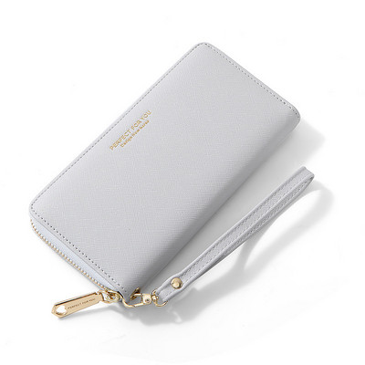 Κομψό γυναικείο πορτοφόλι με φερμουάρ και αφαιρούμενη λαβή
