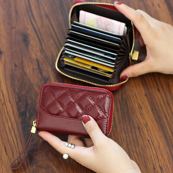 Női pénztárca ökobőr cipzárral öt színben