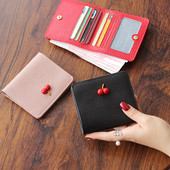 Naiste igapäevane kaunistusega nahast rahakott