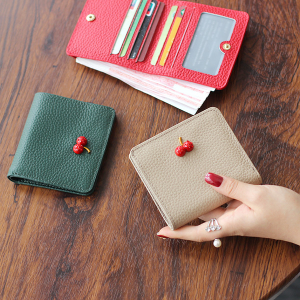 Naiste igapäevane kaunistusega nahast rahakott