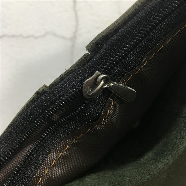 Naiste vabaaja rahakott, mis on valmistatud ökonahast ja lukuga