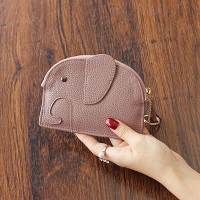 Ženski novčanik za svakodnevnu upotrebu s 3D elementom i metalnim lancem