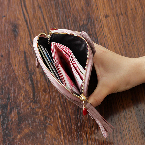 Ženski novčanik za svakodnevnu upotrebu s 3D elementom i metalnim lancem