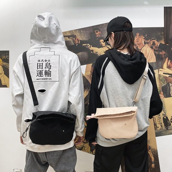 Alkalmi táska férfiaknak és nőknek egyaránt