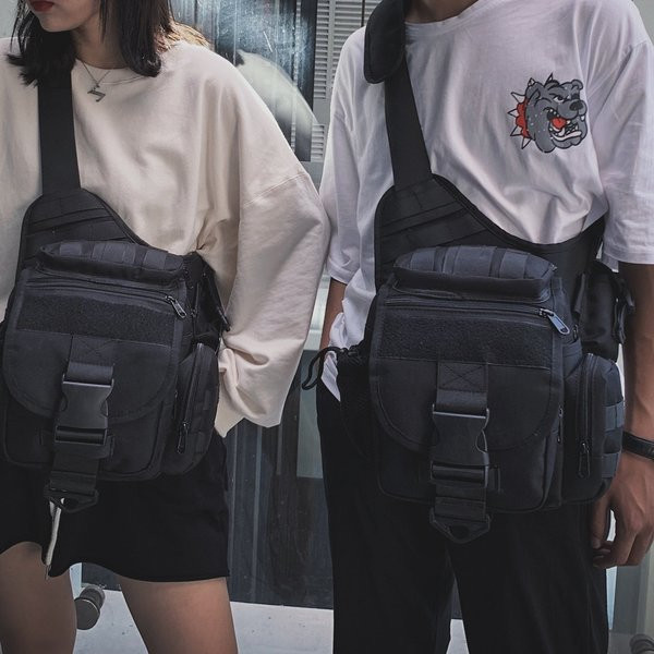 Ανδρική τσάντα νέο μοντέλο με αγκράφες