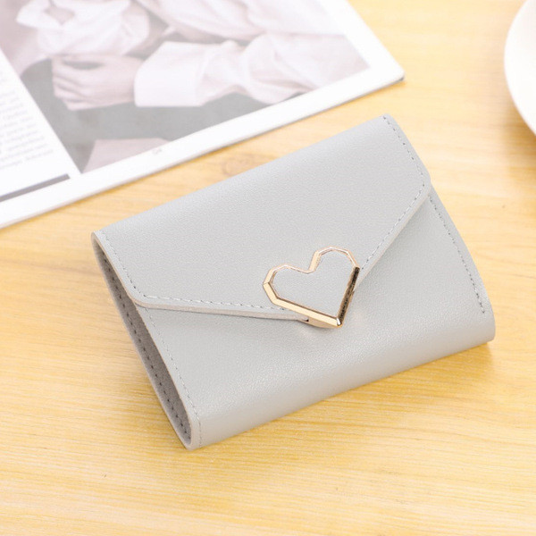 Mini ženski novčanik s 3D kopčom u obliku srca