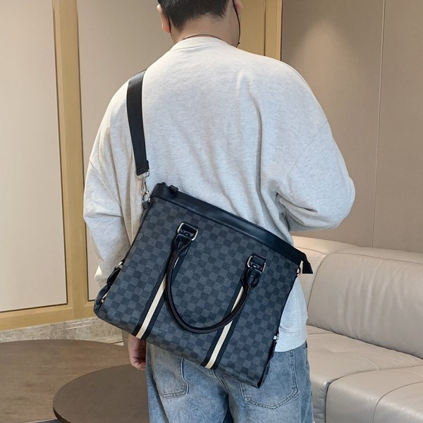 Férfi mindennapi táska hosszú és rövid fülekkel