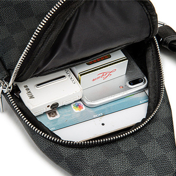 Нов модел мъжка малка чанта за рамо