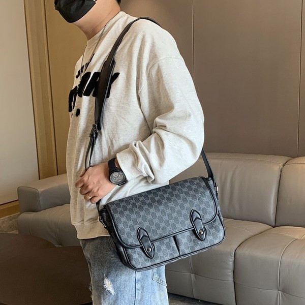 Muška kožna torba s dugom ručkom