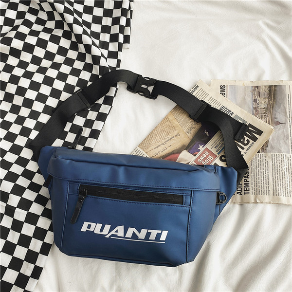 Muška svakodnevna torba sa natpisom i patentnim zatvaračem