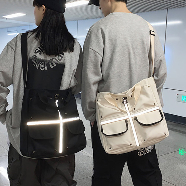 Hétköznapi válltáska férfiaknak és nőknek