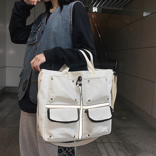 Hétköznapi válltáska férfiaknak és nőknek