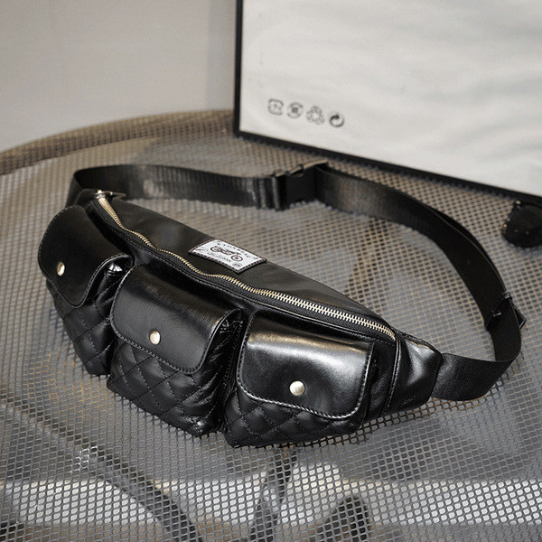 Új modell bőrtáska zsebekkel - férfiak és nők számára egyaránt