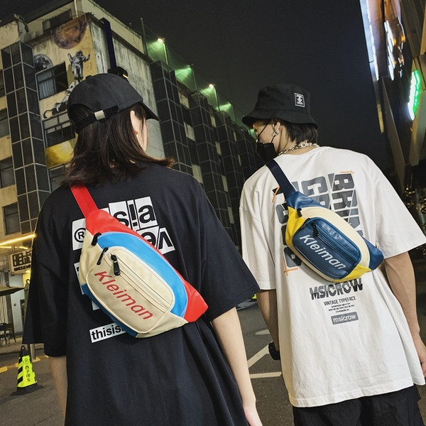 Színes férfi táska felirattal