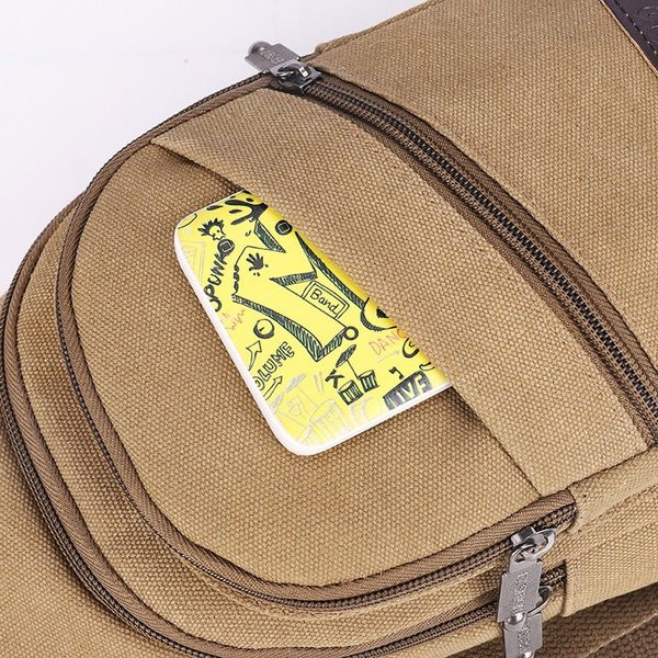 Μικρή ανδρική τσάντα υφάσματος - κατάλληλη για καθημερινή χρήση