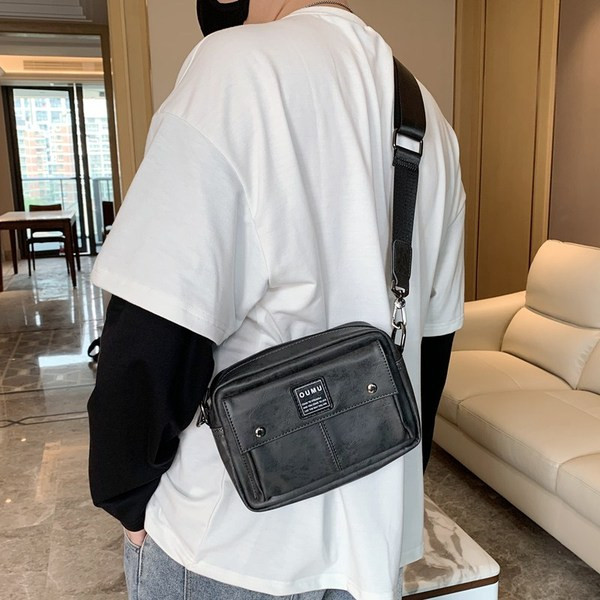 Férfi hétköznapi textiltáska hosszú füllel