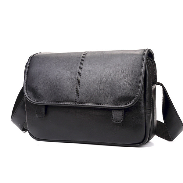 Ανδρική τσάντα νέου μοντέλου από έκο δέρμα σε μαύρο χρώμα