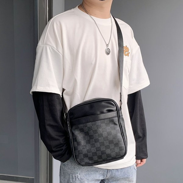 Új modell férfi alkalmi táska műbőrből és hosszú füllel