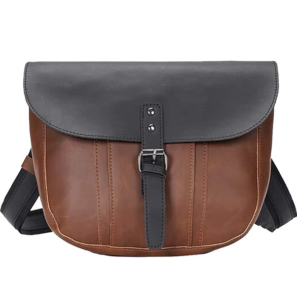 Férfi bőrtáska hosszú füllel, barna színben