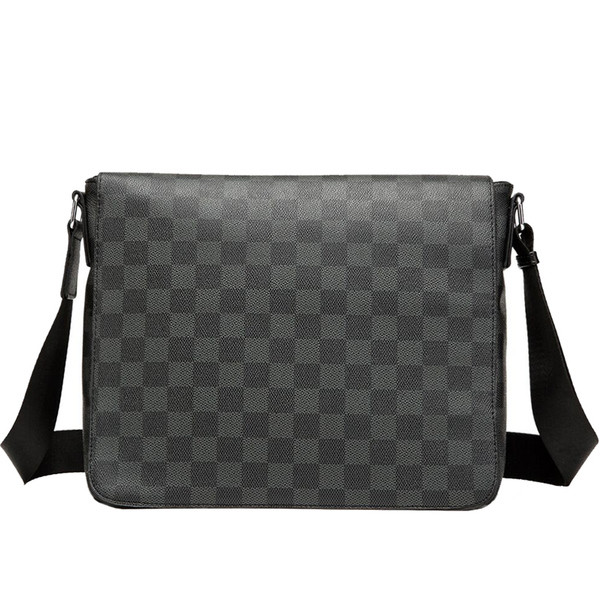 Négyzet alakú női bőrtáska