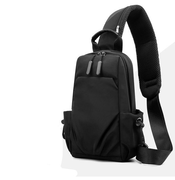 Uue mudeli meeste riidest kott üle ühe õla