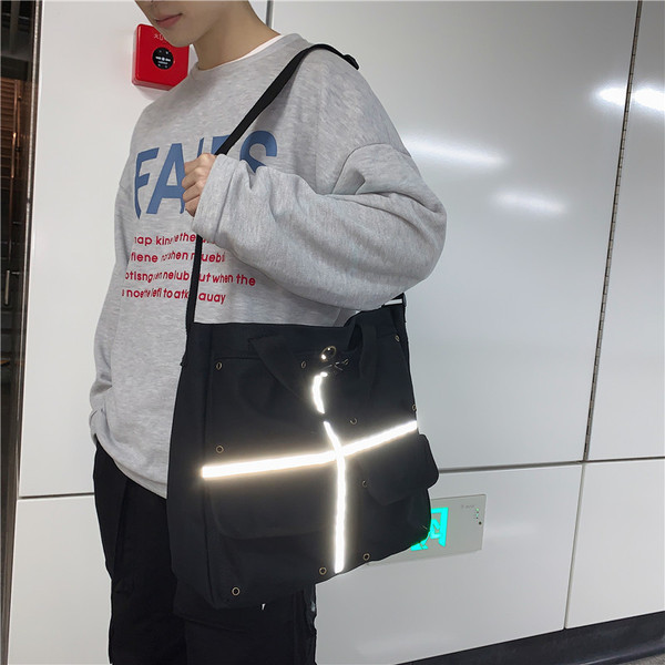 Férfi alkalmi táska rövid és hosszú füllel