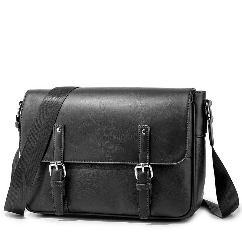 Pruunist kunstnahast vabaaja meeste kott