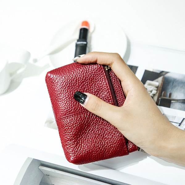 Női bőr pénztárca cipzárral és elülső zsebbel, különböző színekben