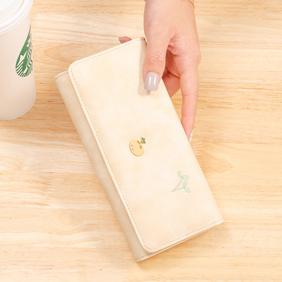 Нов модел дамски портфейл с бродерия -два модела