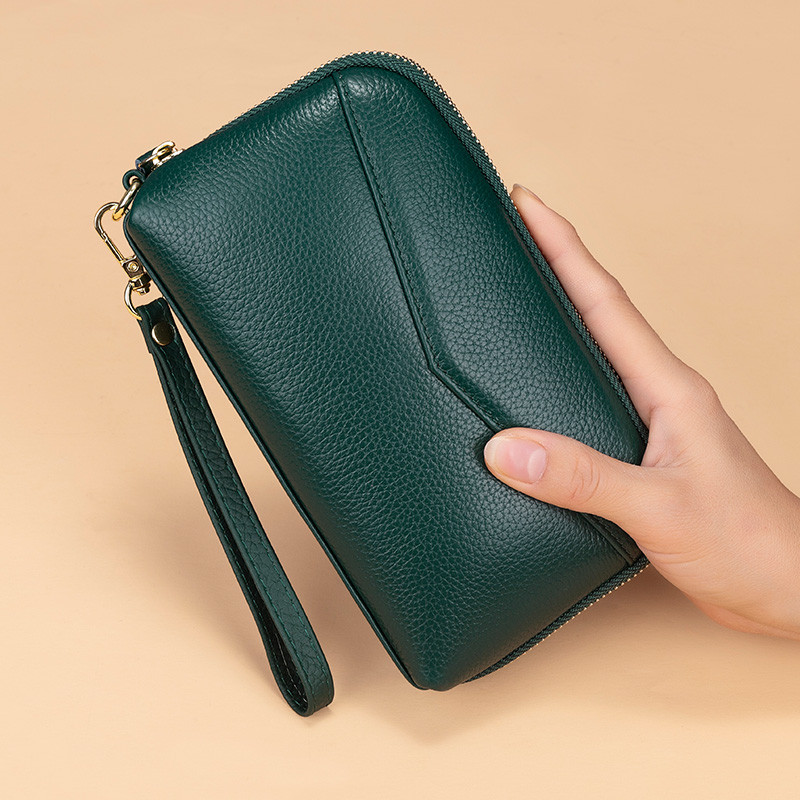 Ежедневно кожено портмоне с цип 