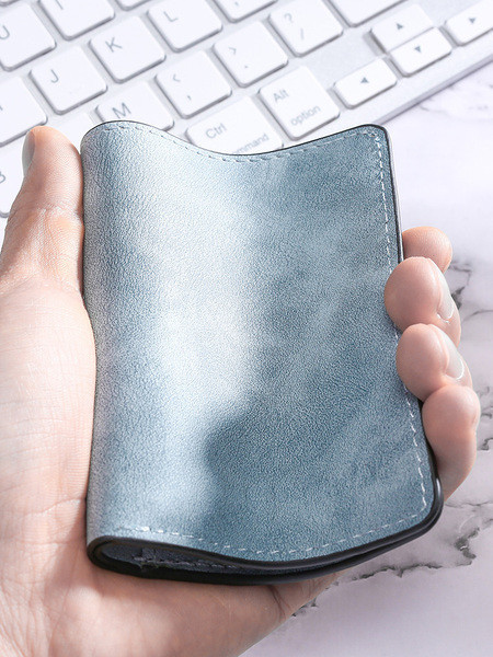 Női bőr pénztárca kártyazsebbel, különböző színekben