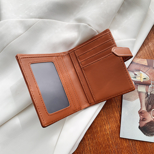 Moodne naiste väike rahakott mitmes värvitoonis