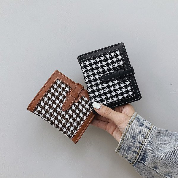 Naiste igapäevane rahakott krediitkaarditaskuga