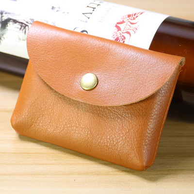 Kis bőr pénztárca érmék és személyes iratok tárolására