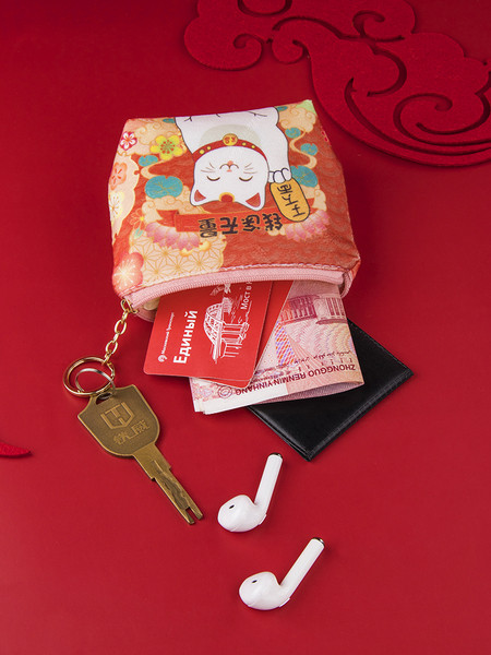 Šareni ženski novčanik s patentnim zatvaračem