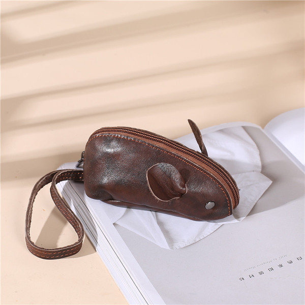 Egy kis 3D pénztárca egér formájú