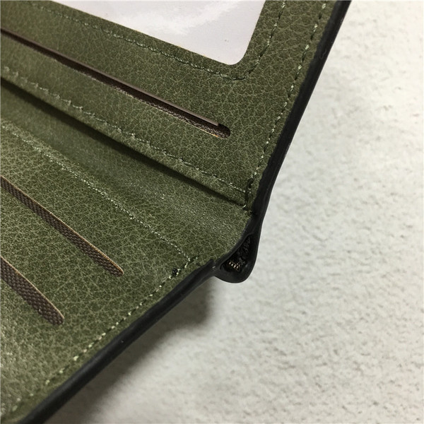 Γυναικείο πορτοφόλι απλό μοντέλο σε διάφορα χρώματα