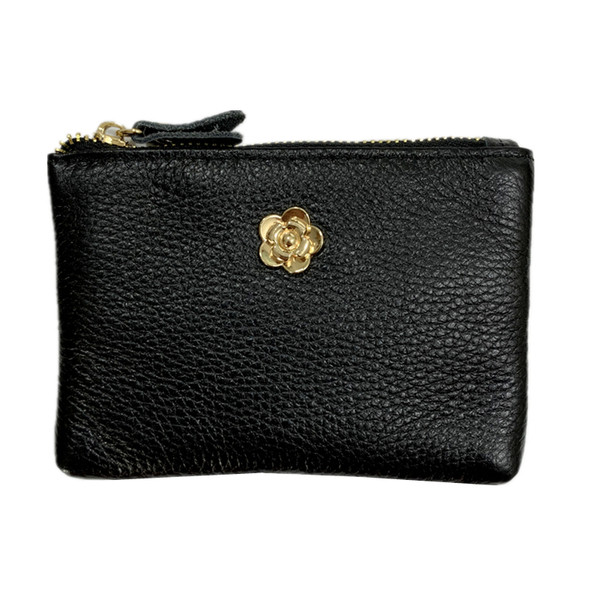 Γυναικείο πορτοφόλι με φερμουάρ και μεταλλικό στοιχείο σε διάφορα χρώματα