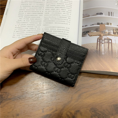 Έκο δερμάτινο πορτοφόλι σε τετράγωνο σχήμα