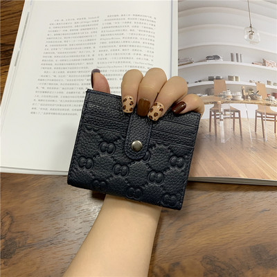 Έκο δερμάτινο πορτοφόλι σε τετράγωνο σχήμα