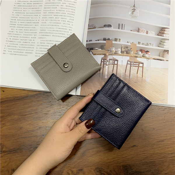 Έκο δερμάτινο πορτοφόλι σε τετράγωνο σχήμα