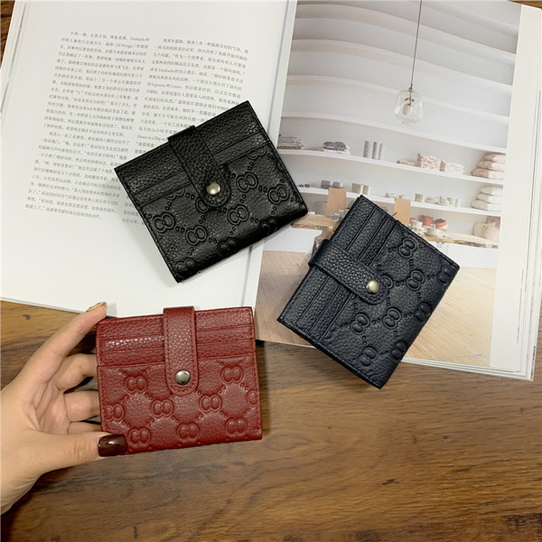 Έκο δερμάτινο πορτοφόλι σε τετράγωνο σχήμα