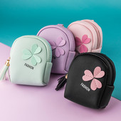 Γυναικείο έκο δερμάτινο πορτοφόλι με τρισδιάστατο στοιχείο και επιγραφή