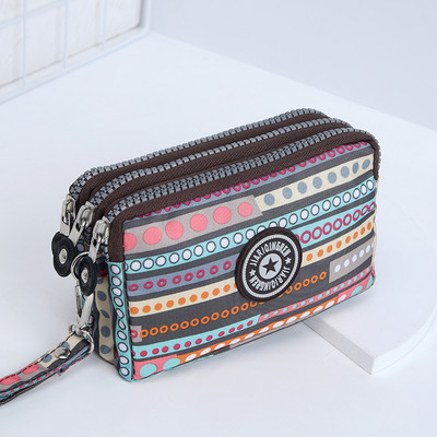 Μικρή γυναικεία τσάντα με φερμουάρ - διαφορετικά μοντέλα