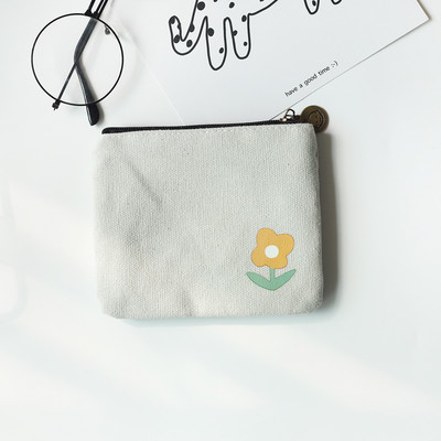 Väike tekstiilist rahakott värvirakendusega